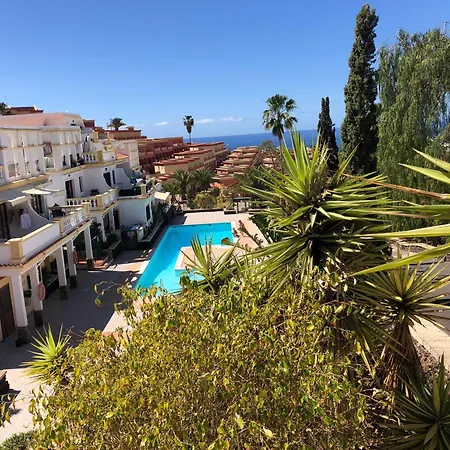 Apartment Seaescape With Ocean, King Size Bed, Wifi, Smart Tv, Free Parking 2 Pools Access Costa Adeje (Tenerife)