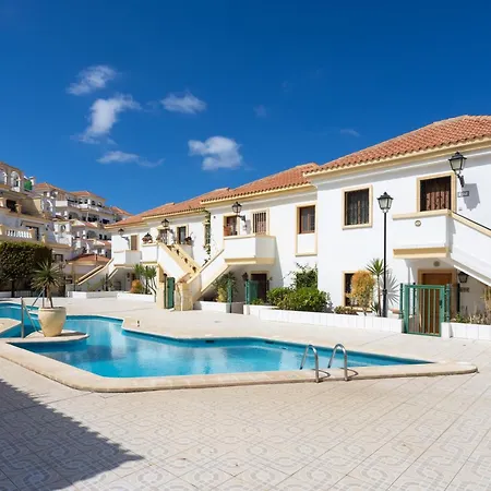 Seaescape With Ocean, King Size Bed, Wifi, Smart Tv, Free Parking 2 Pools Access Costa Adeje (Tenerife)