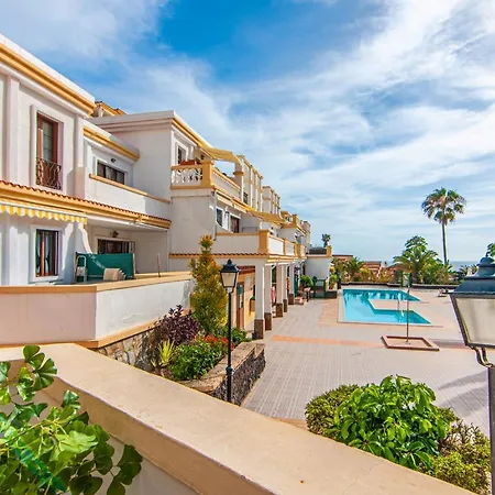 Seaescape With Ocean, King Size Bed, Wifi, Smart Tv, Free Parking 2 Pools Access *