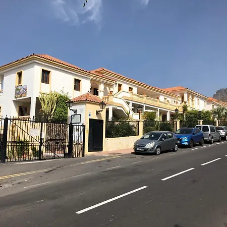 Seaescape With Ocean, King Size Bed, Wifi, Smart Tv, Free Parking 2 Pools Access
