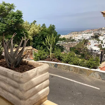 Seaescape With Ocean, King Size Bed, Wifi, Smart Tv, Free Parking 2 Pools Access *