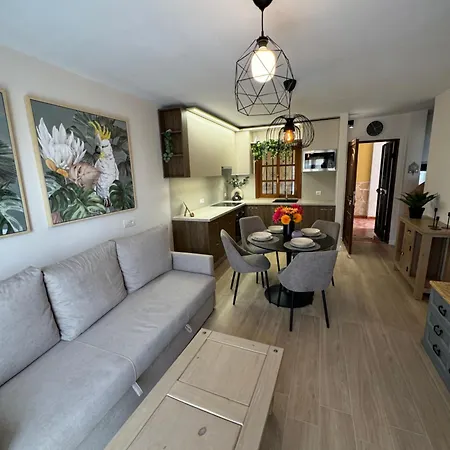 Apartmán Seaescape With Ocean, King Size Bed, Wifi, Smart Tv, Free Parking 2 Pools Access *